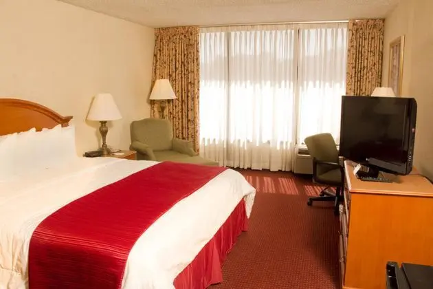 Howard Johnson by Wyndham Atlanta Airport