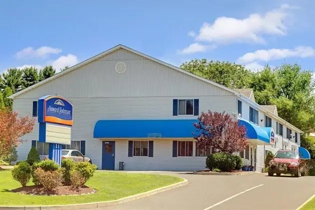 Howard Johnson by Wyndham Bethel