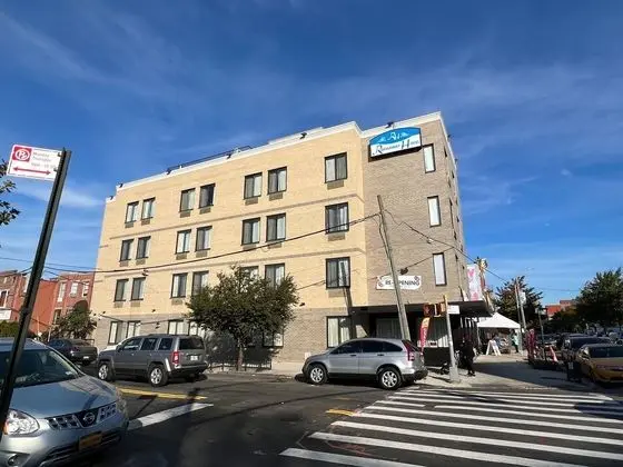 Howard Johnson by Wyndham Brooklyn - Dış Mekan