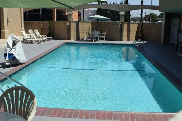Howard Johnson by Wyndham Buena Park