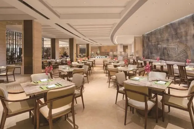 Howard Johnson By Wyndham Dongqian Lake Plaza Ningbo - Yerinde Yemek