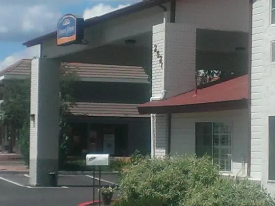 Howard Johnson by Wyndham Flagstaff I-40 East