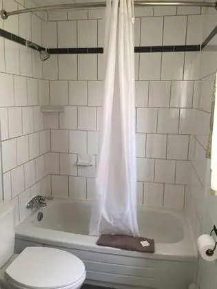 Howard Johnson by Wyndham Grande Prairie - Banyo Tipleri