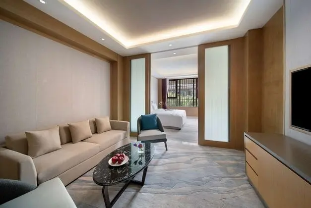 Howard Johnson by Wyndham LakeView Hotel Kunming - Oda