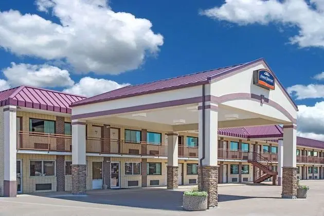 Howard Johnson by Wyndham North Platte