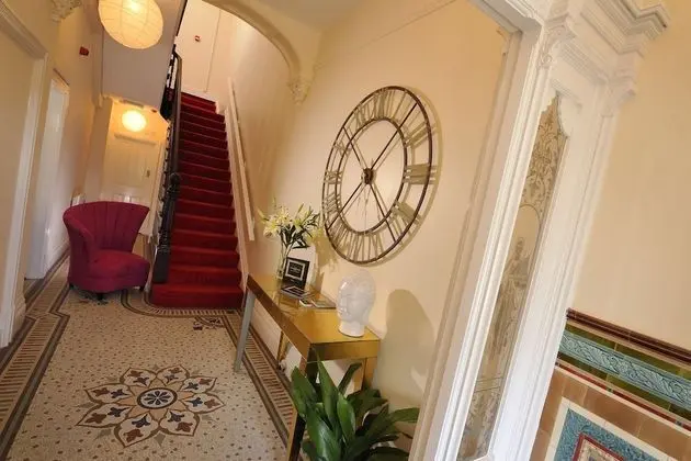 Howarth House Apartments - Oda