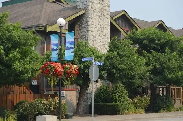 Howe Sound Inn & Brewing Company - Dış Mekan