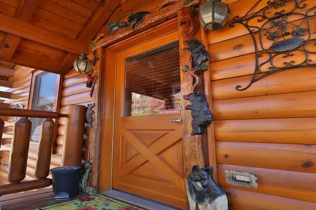 Howling Wolf - One Bedroom Cabin - Dış Mekan