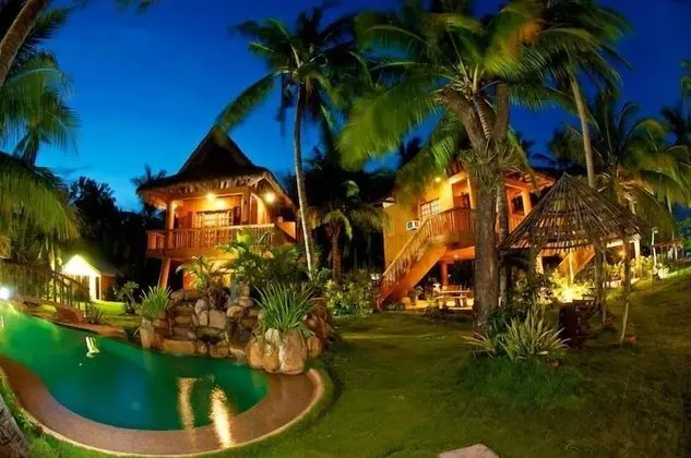 HOYOHOY VILLAS