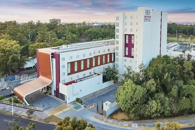 HS HOTSSON Smart Guadalajara Autonoma