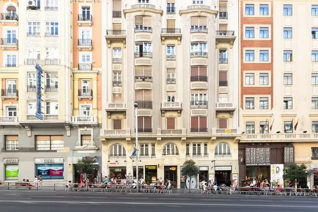 HS Madrid Gran Via LXIII - Dış Mekan