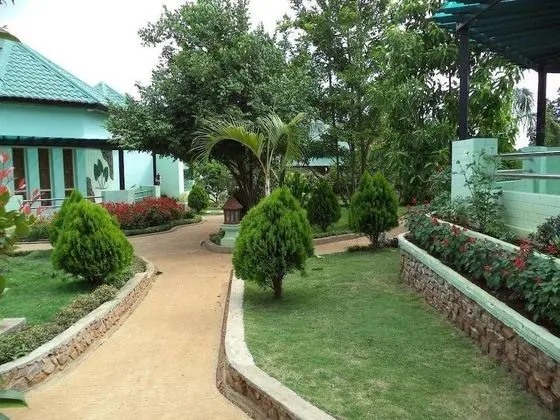 Hsaung Thazin Hotel Pyin Oo Lwin - Dış Mekan