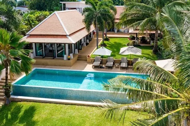 HSH - 3 Bedrooms Front Beach - Bangrak