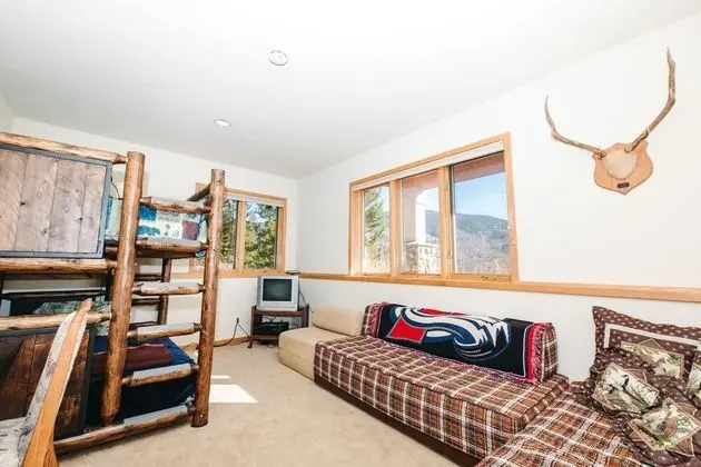 HSRW Falcon Home 5 Bed 4 Ba Silverthorne - Oda