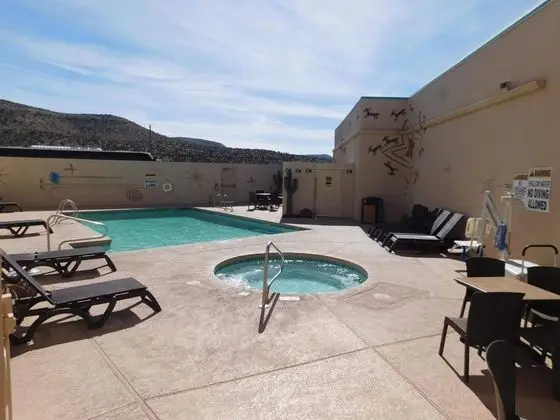 Hualapai Lodge - Havuz