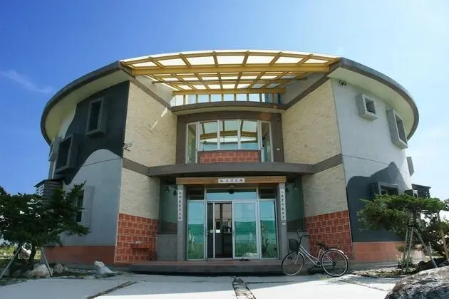Hualien Cow House