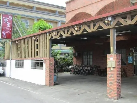 Hualien J Guesthouse