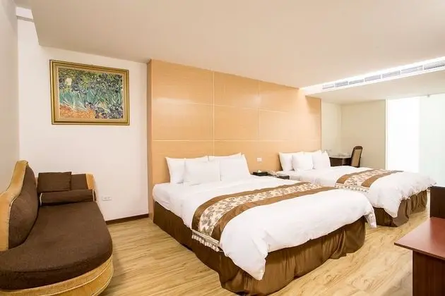 Huang Shin Business Hotel - ZhongGung Branch - Oda