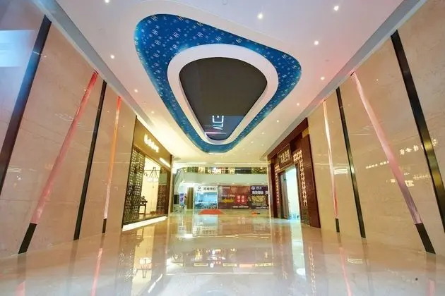 Huayu Landmark Hotel - Lobi