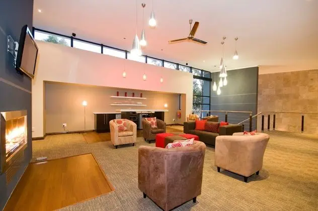 THE HUB BOUTIQUE HOTEL