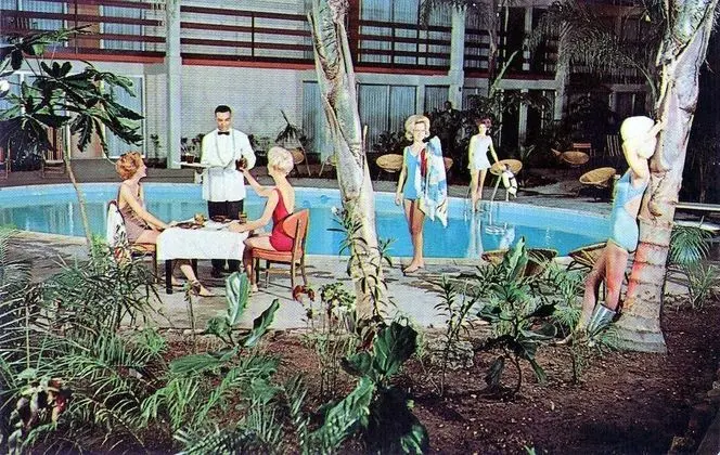 Hub City Inn - Havuz