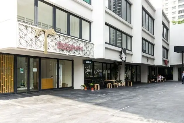 The Hub Signature Suites at SS2 - Yerinde Yemek