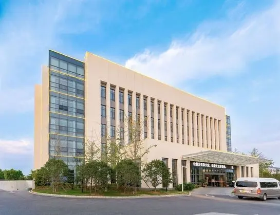 Hubei Konggang Business Hotel - Dış Mekan