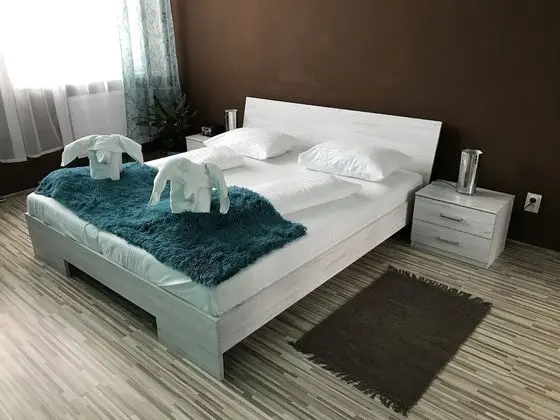 Hotel Hubert Nové Zámky - Öne Çıkan Resim