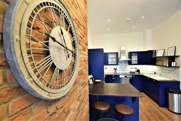 The Hubert - Your Apartment