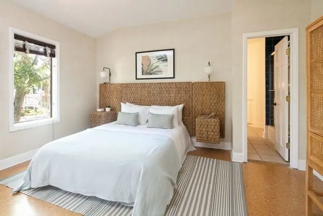 Huckleberry by Avantstay Classic Charleston Home Close to Beach Outdoor Dining - İç Mekan