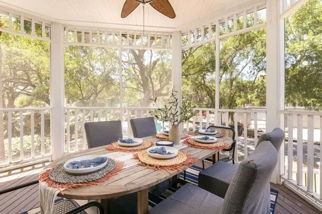 Huckleberry by Avantstay Classic Charleston Home Close to Beach Outdoor Dining - Öne Çıkan Resim