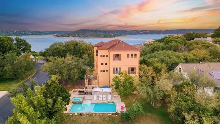 Hudson by Avantstay Magnificent Home w/ Beautiful Views, Multiple Living Areas, Pool & Games! - Dış Mekan
