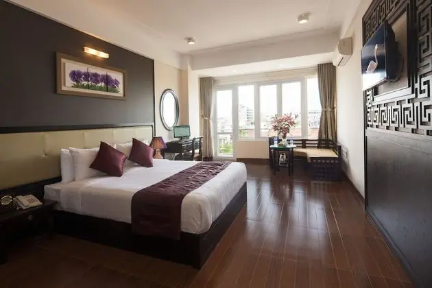 Hue Serene Palace Hotel - Oda