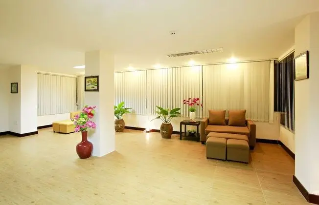 Hue Serene Shining Hotel & Spa - Lobi