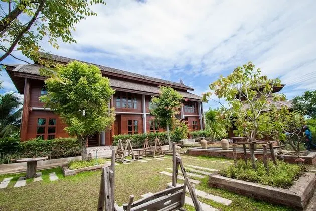 Huen Aumpron Resort