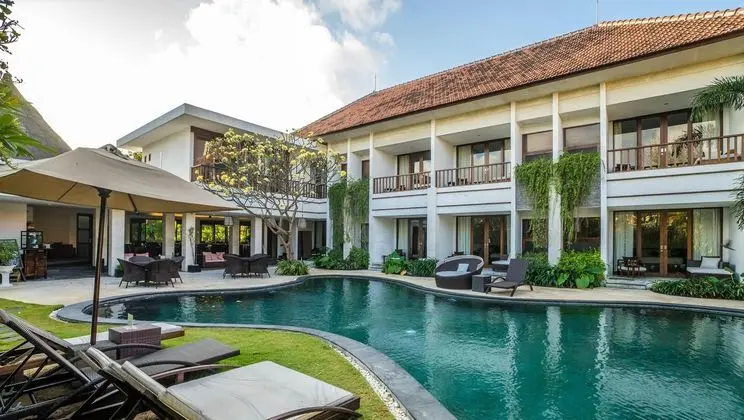Huge 16 Bedrooms Villa in Bali for Your Group and Party