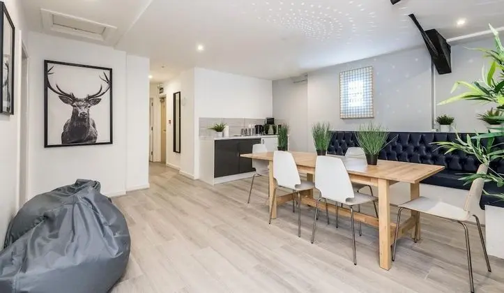 Huge Liverpool 1 Apt Near Concert Square