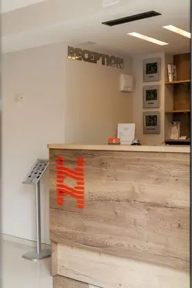 Hugo Hotel - Lobi