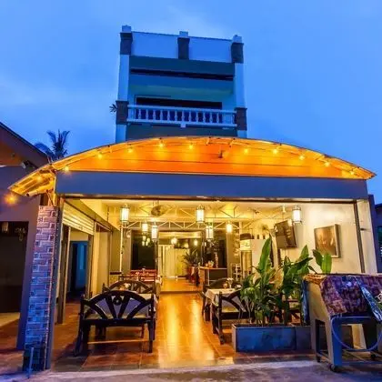 Hugs Guesthouse