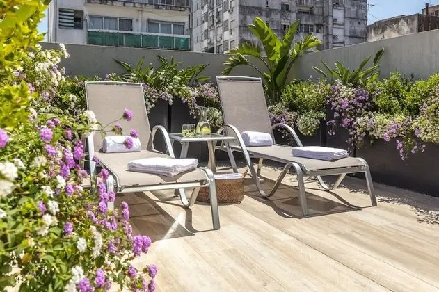 Huinid Obelisco Hotel