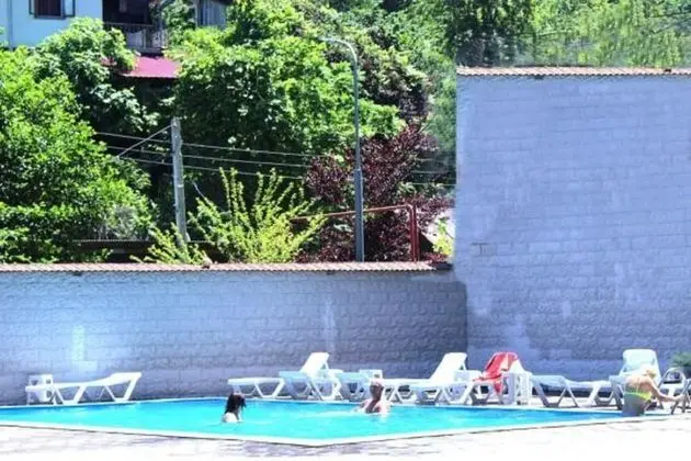 Hulus Hotel - Havuz