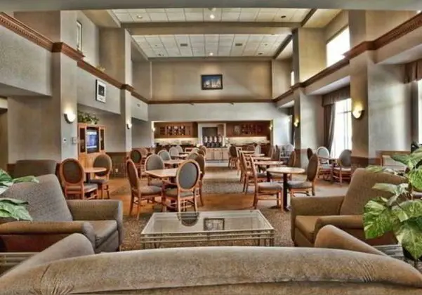 Humphry Inn & Suites Winnipeg - Lobi