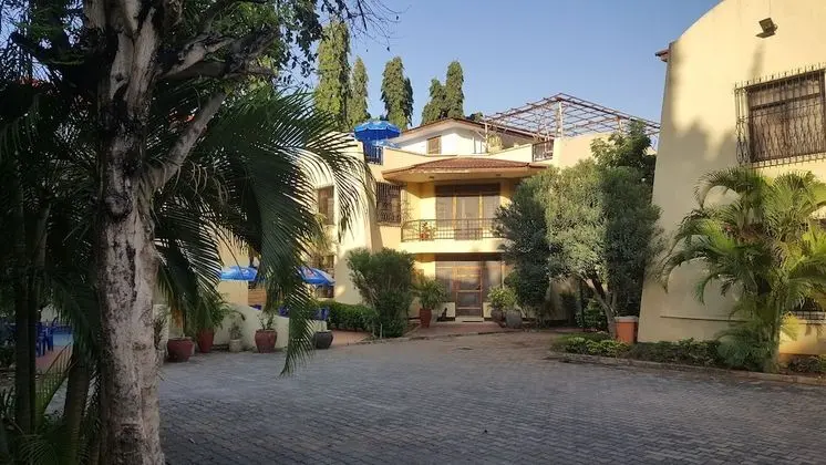 Hunch Backpackers Hostel - Dış Mekan