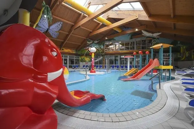 Hunguest Hotel Sóstó - Havuz