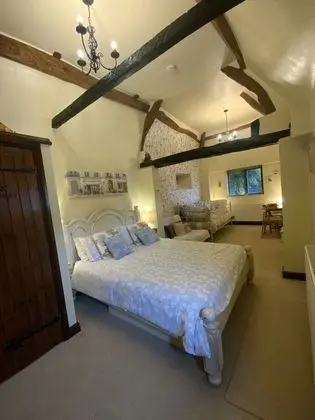 Hunt House Quarters - İç Mekan