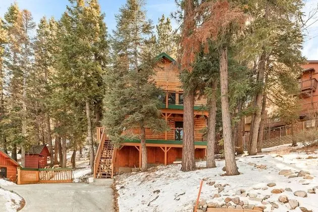 Hunter's Retreat