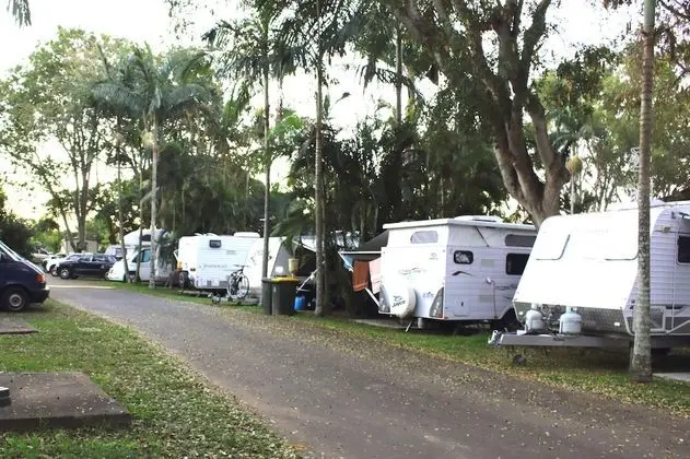 Huntsville Caravan Park - Dış Mekan