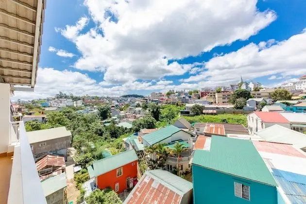 Huong Moc Hotel near Dalat Night Market