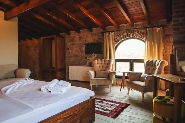 Hüseyin Bey Konağı