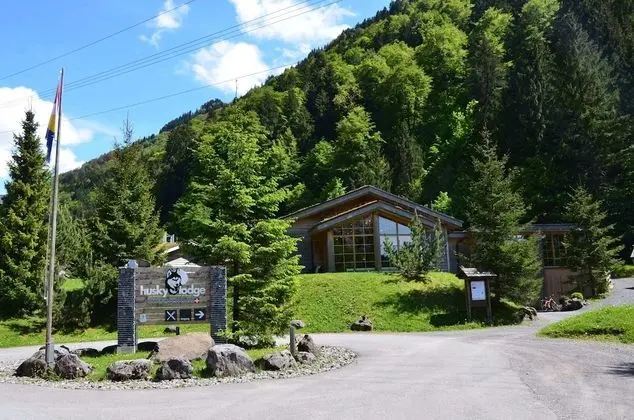 Hüttenhotel Husky Lodge - Dış Mekan